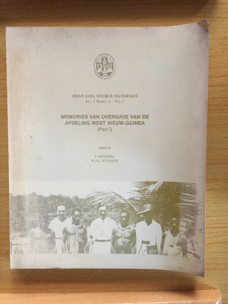 Memories van Overgave van de afdeling West Nieuw-Guinea, Ophalen of Verzenden, Gelezen, J. Miedema & W.A.L. Stokhof