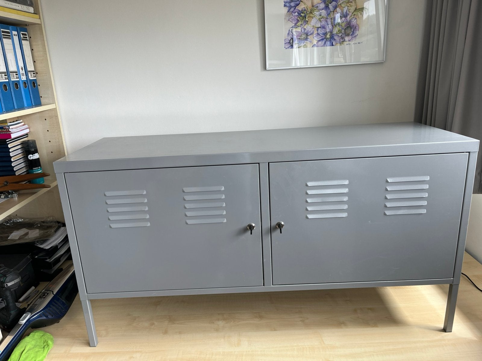 IKEA PS Kast / TV Kast / Lockerkast Metaal Grijs, Ophalen, Gebruikt, 100 tot 150 cm, Minder dan 100 cm