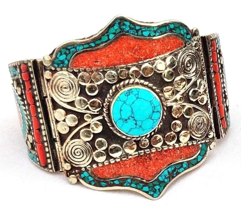 Prachtige Tibetaans zilveren armband versierd met Turkoois., Sieraden, Tassen en Uiterlijk, Antieke sieraden, Ophalen of Verzenden