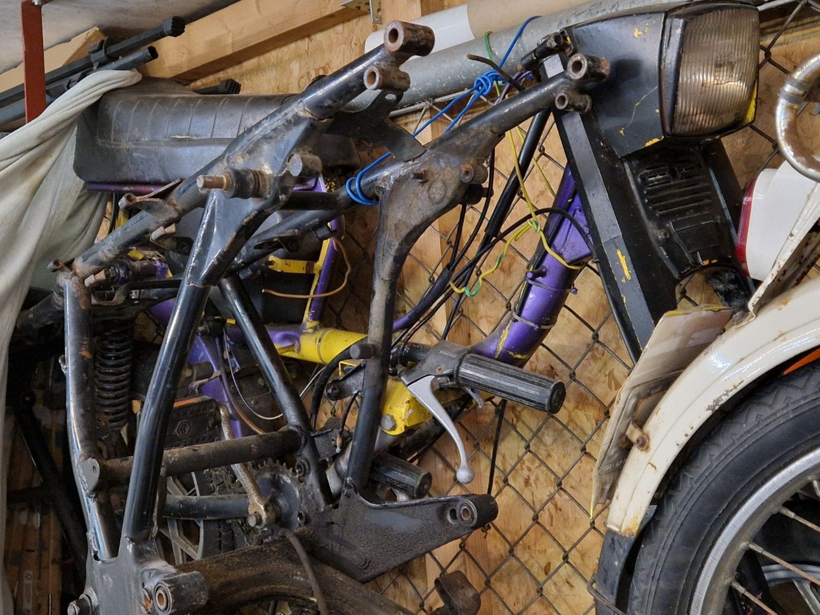 Peugeot GL10 frame met kenteken, Fietsen en Brommers, Ophalen, Gebruikt, Frame, Overige merken