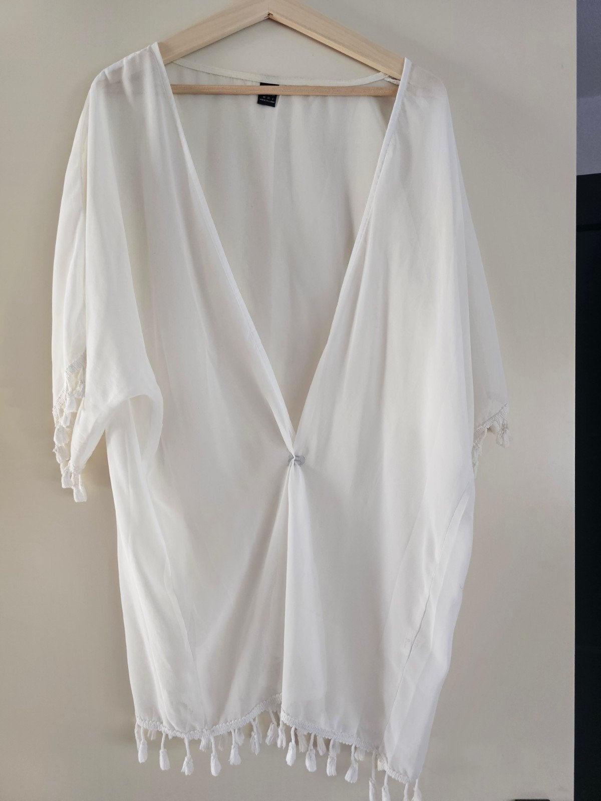 Witte kimono met kwastjes, Wit, Maat 42/44 (L), Ophalen of Verzenden, Boven de knie