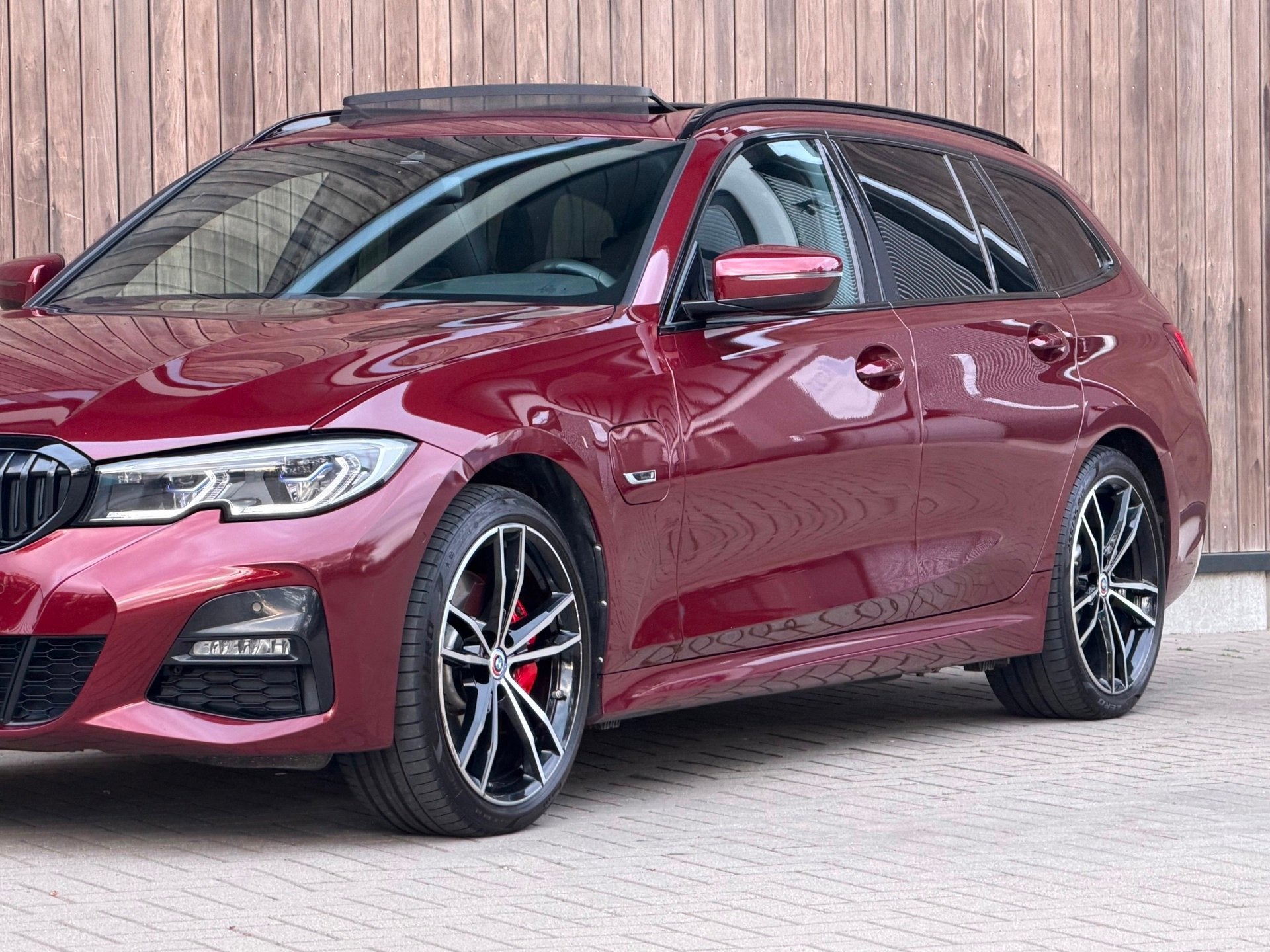BMW 3-serie Touring 330e xDrive High Executive / M-sport / T, Auto's, 4 cilinders, 1865 kg, Vierwielaandrijving, Hybride Elektrisch/Benzine