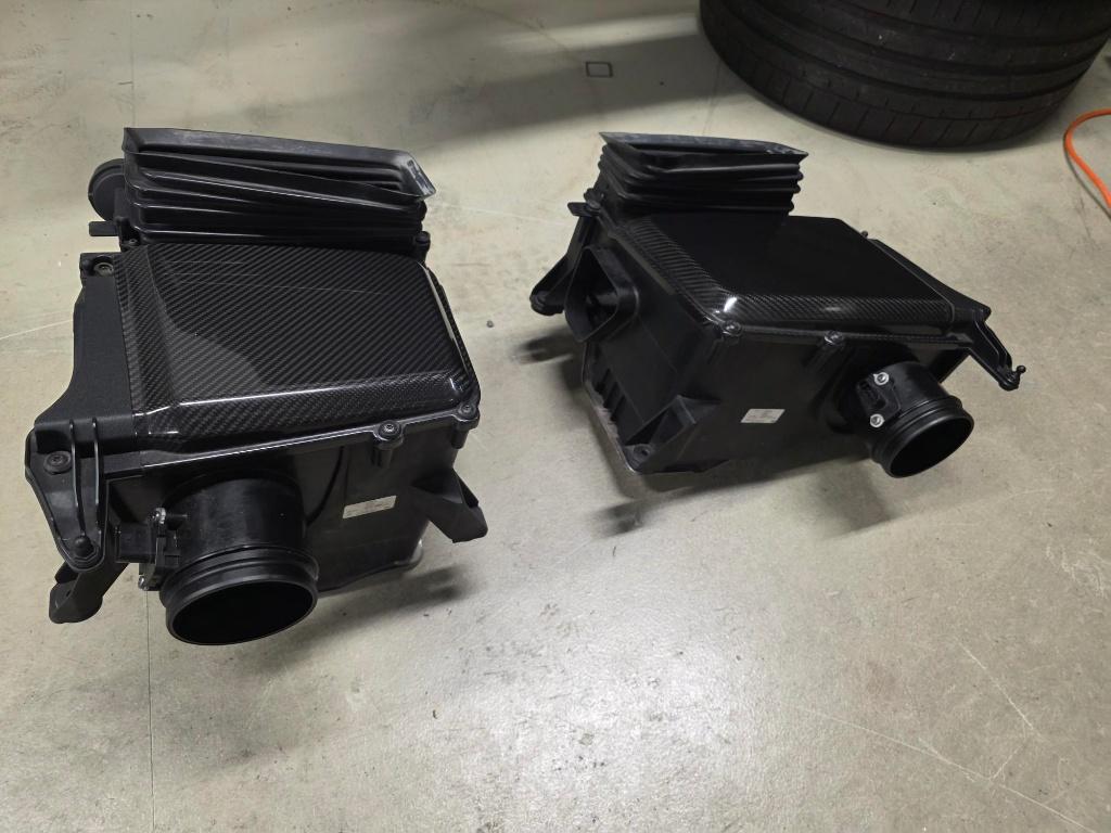 Audi R8 V10+ Carbon luchtfilter behuizingen origineel, Ophalen of Verzenden, Gebruikt, Audi