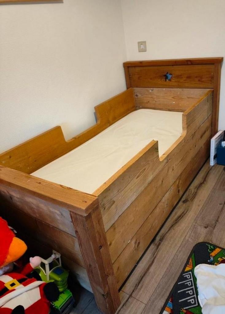 Peuterbed steigerhout, Kinderen en Baby's, Kinderkamer | Bedden, Gebruikt, 70 tot 85 cm, 140 tot 160 cm, Ophalen