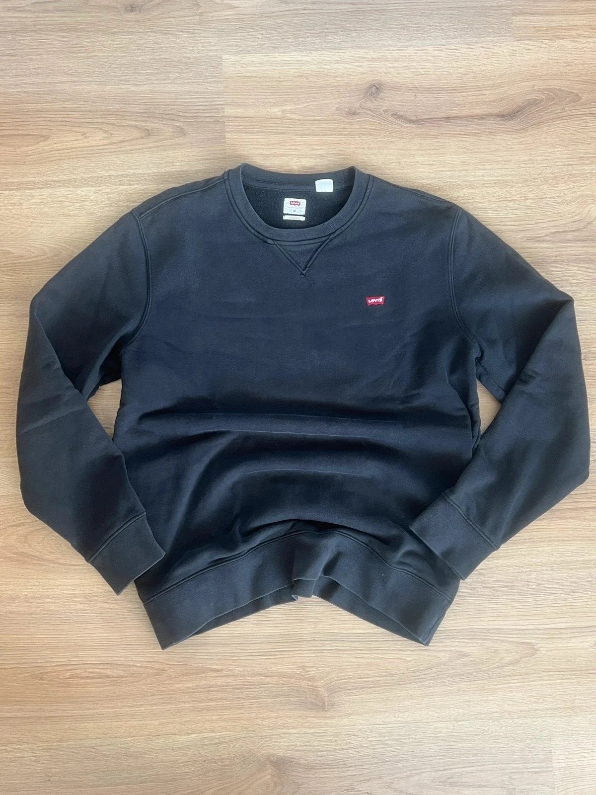 Vintage Levi sweatshirt with embroidered logo., Maat 48/50 (M), Zwart, Levi Strauss &amp; Co, Ophalen of Verzenden