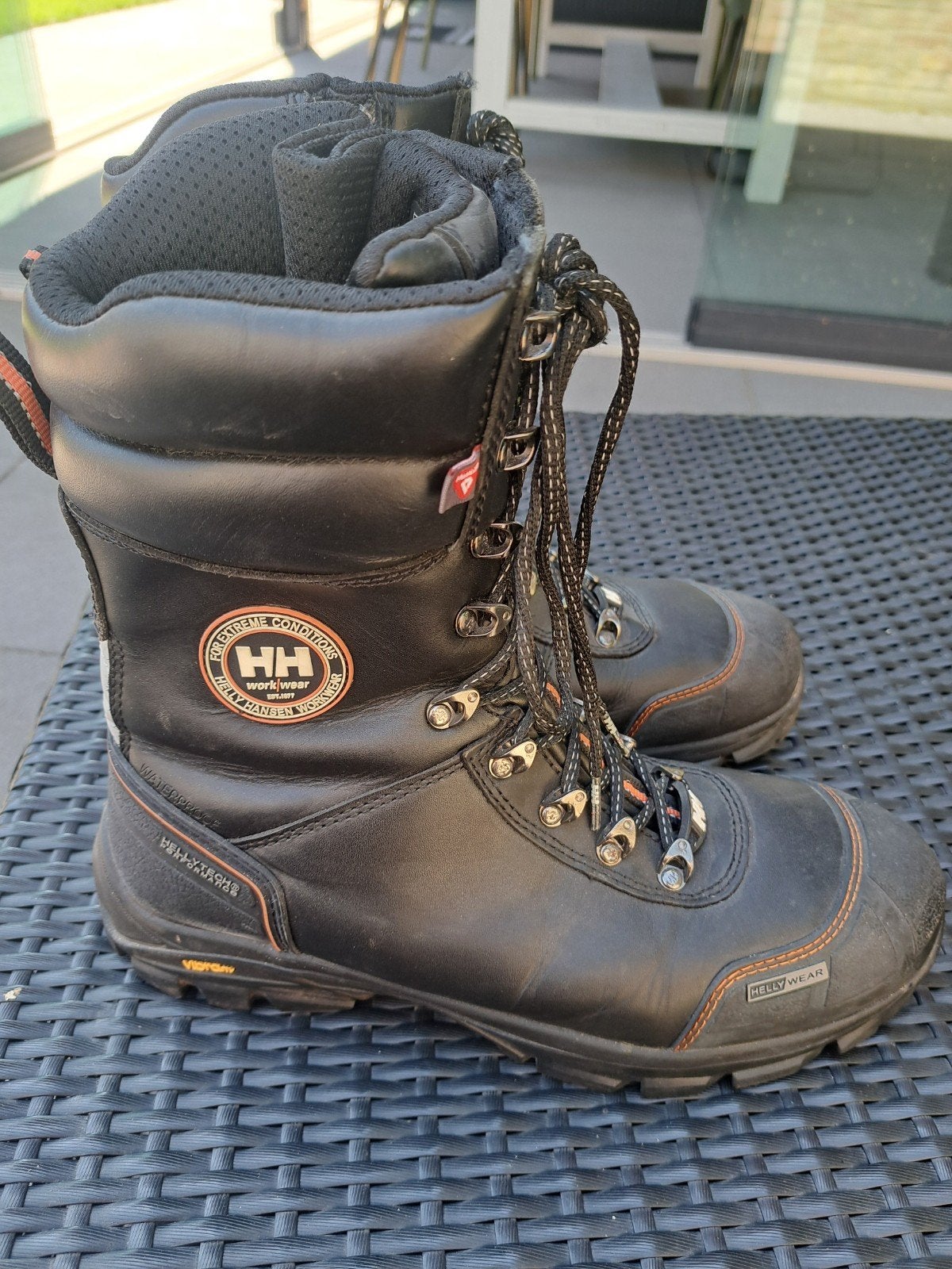 Hellly Hansen werkenschoenen maat 43, Helly Hansen, Zwart, Ophalen of Verzenden, Zo goed als nieuw