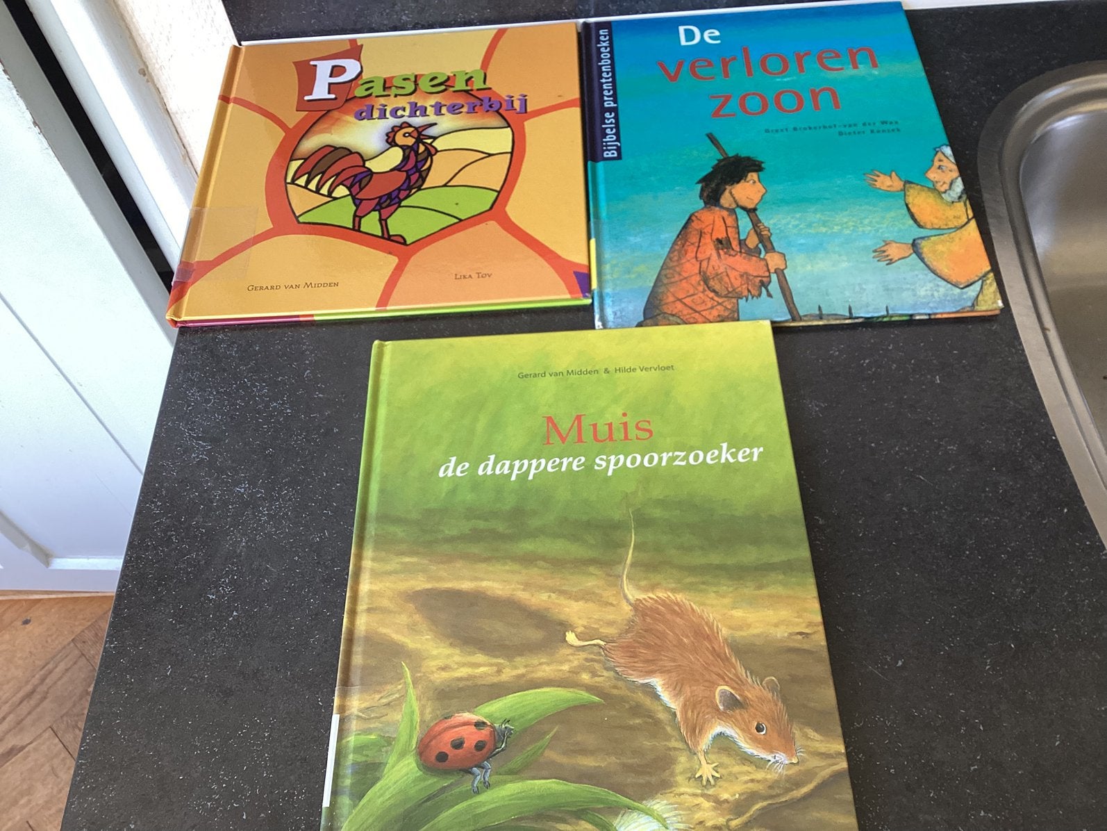 Drie katechese boeken, Ophalen of Verzenden, Zo goed als nieuw