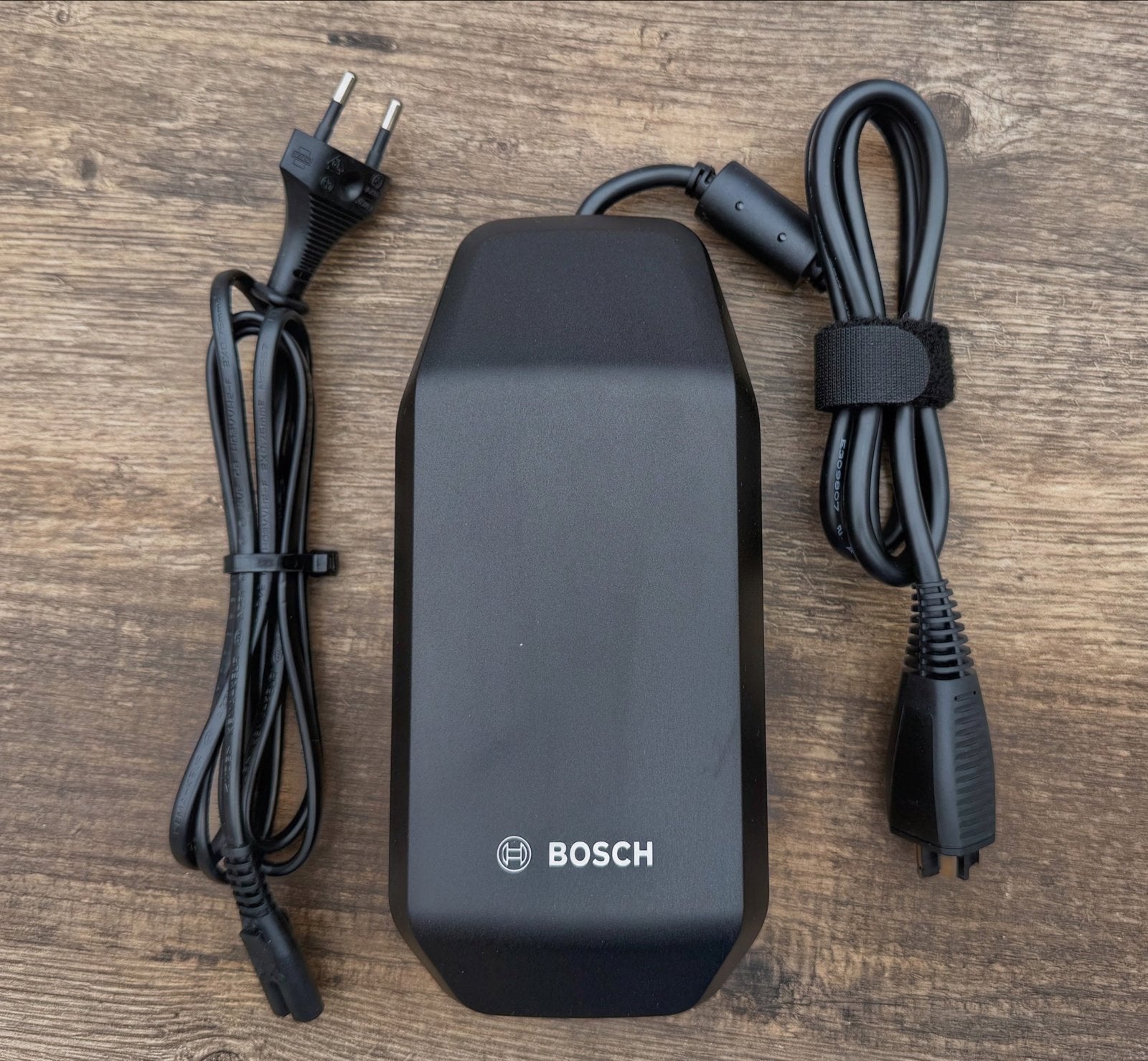 Bosch eBike Smart Acculader BPC3400 4A Nieuw, Fietsen en Brommers, Verzenden, Nieuw