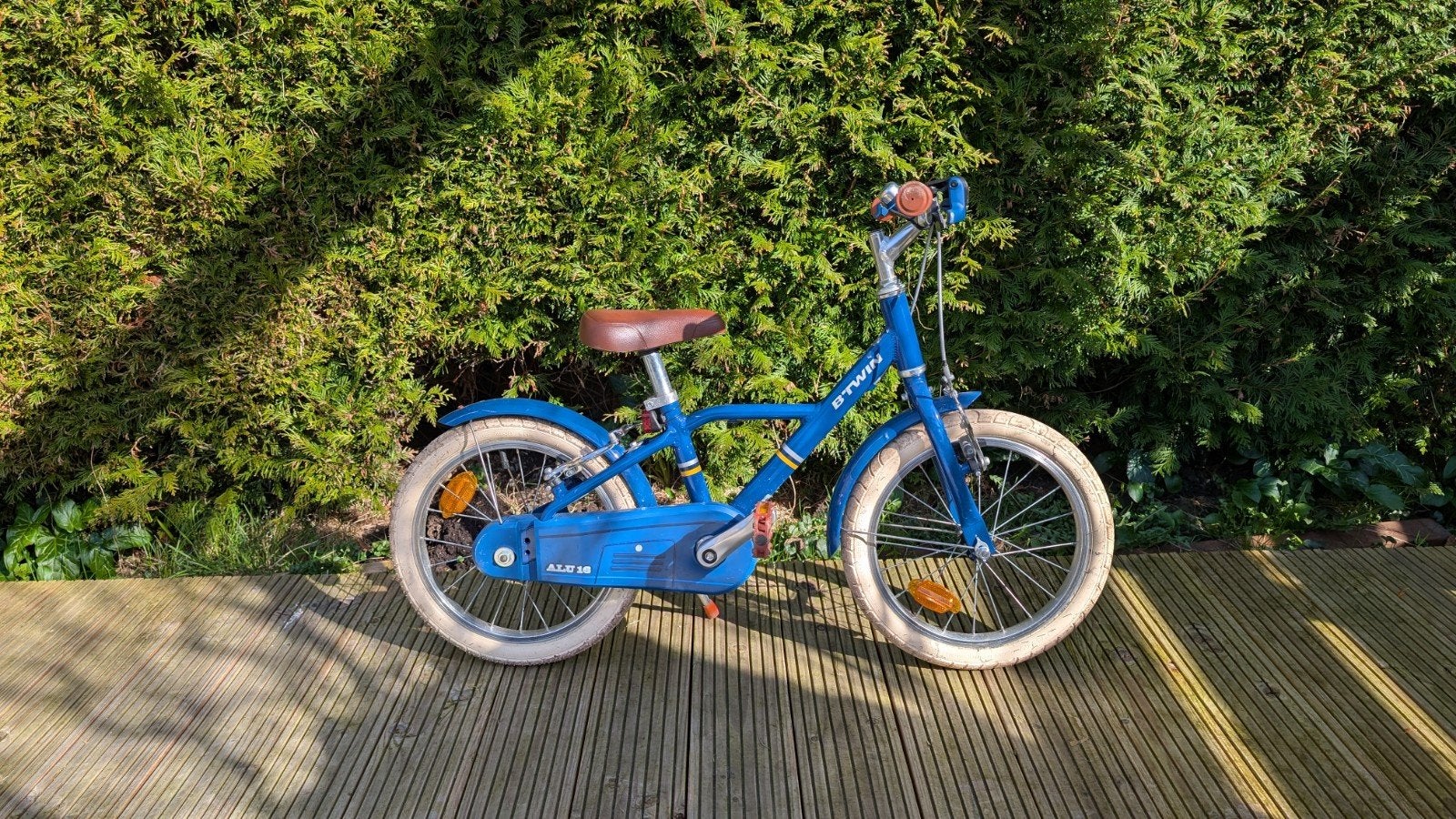 B'Twin kinderfiets 16 inch blauw, Ophalen, Terugtraprem, B'Twin, 16 tot 20 inch