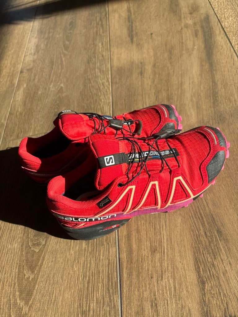 Salomon Speedcross trailrunning schoenen - rood, Overige merken, Gebruikt, Hardloopschoenen, Ophalen of Verzenden