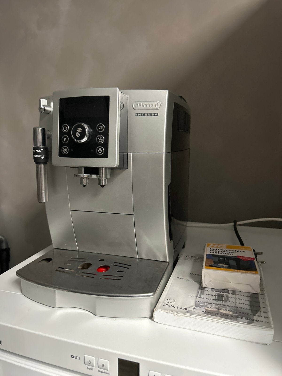 DeLonghi Intensa ECAM23.420 volautomatische espressomachine
