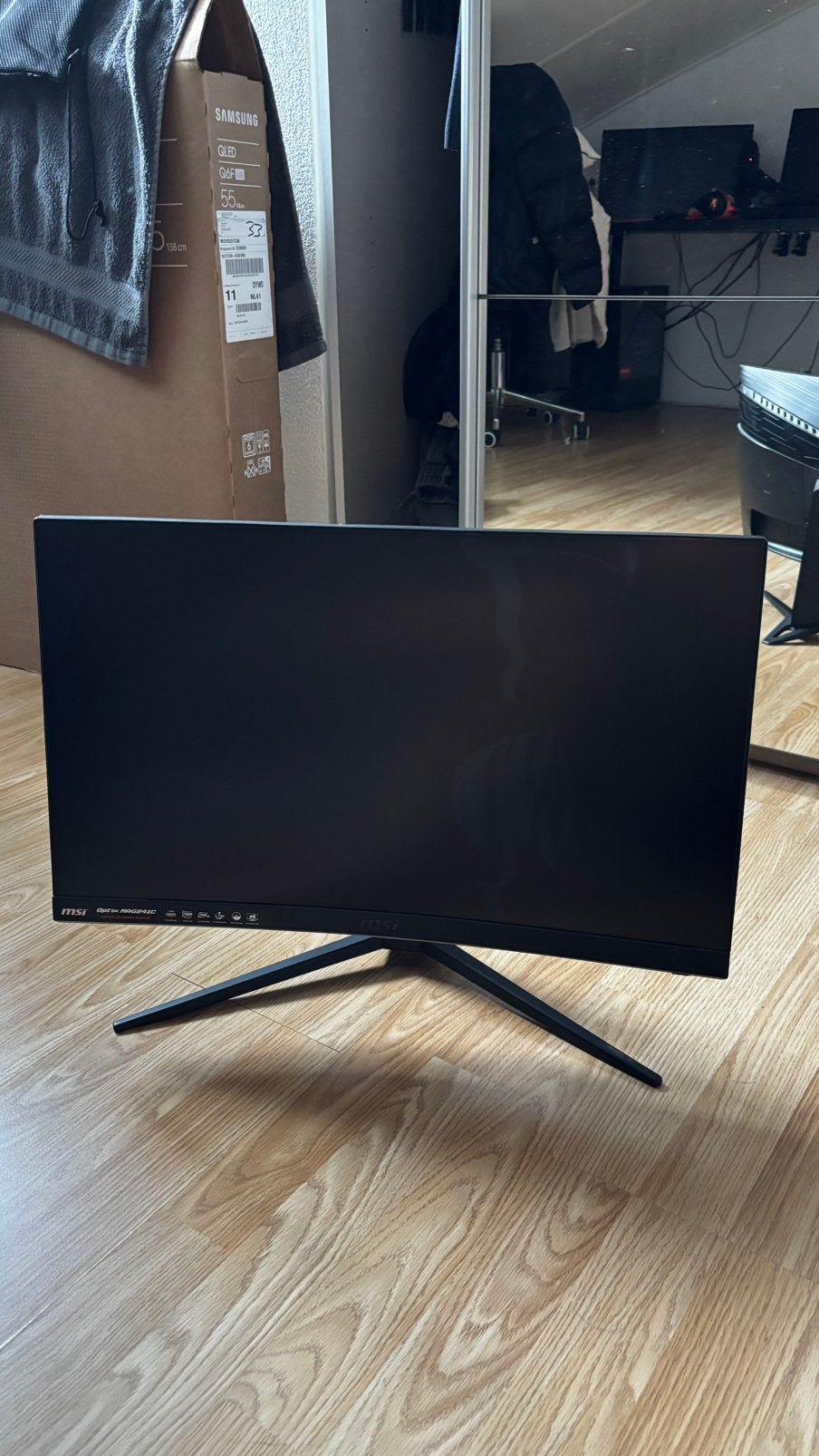MSI Optix MAG241C Curved 144Hz Gaming Monitor – Defect, Computers en Software, Monitoren, 101 t/m 150 Hz, Curved, 23,6, Full HD