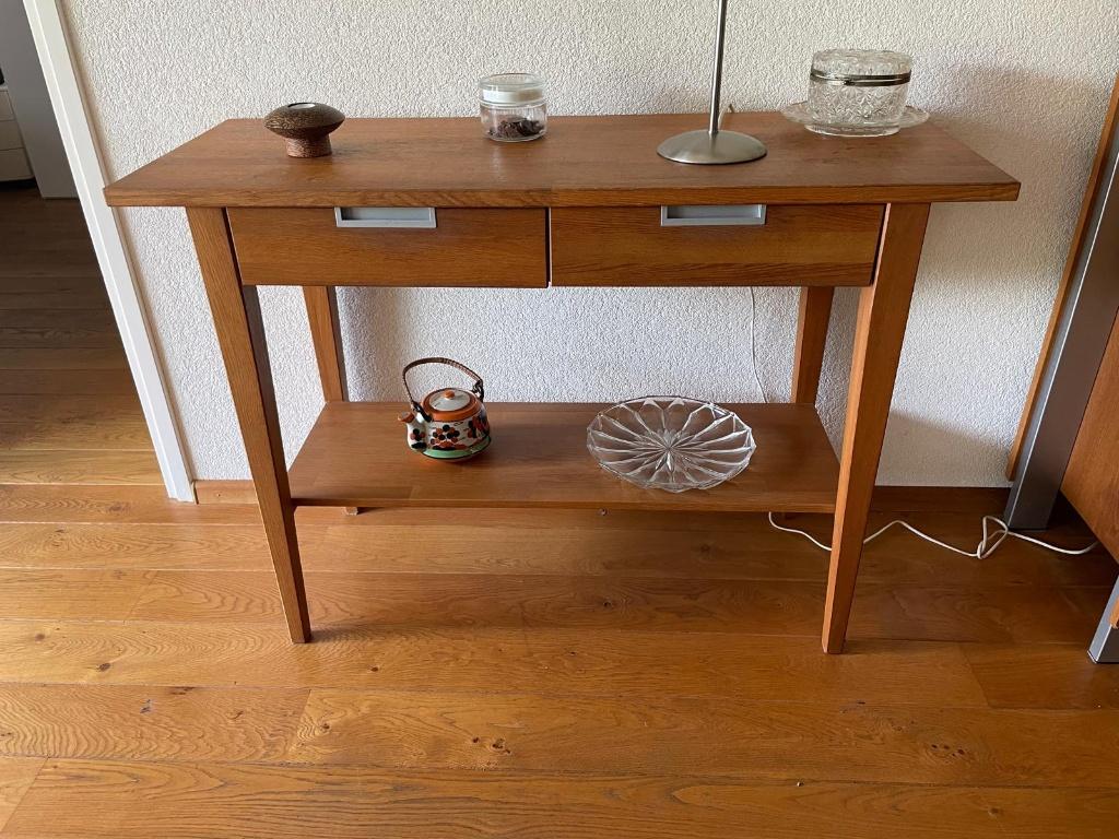 Sidetabel Moet weg!, Ophalen, Gebruikt, 25 tot 50 cm, Rechthoekig