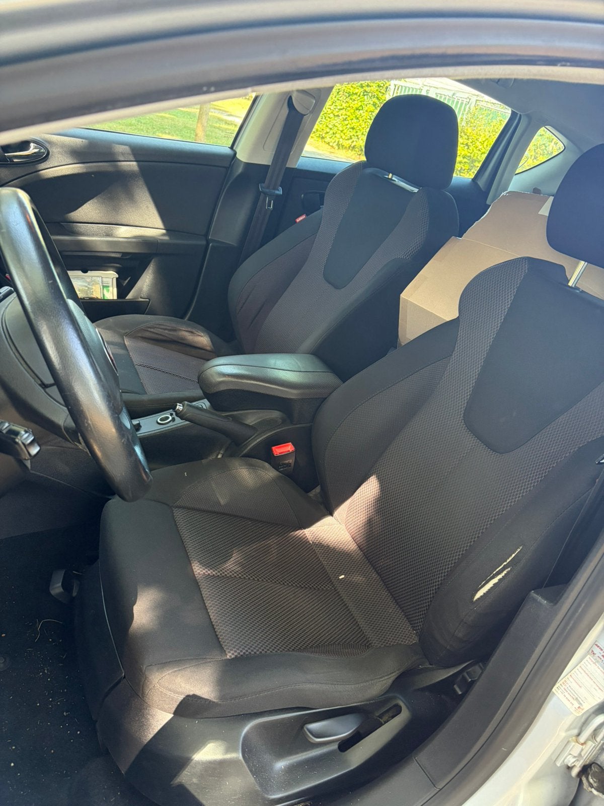 Seat Leon, 4 cilinders, Leon, 1200 kg, USB