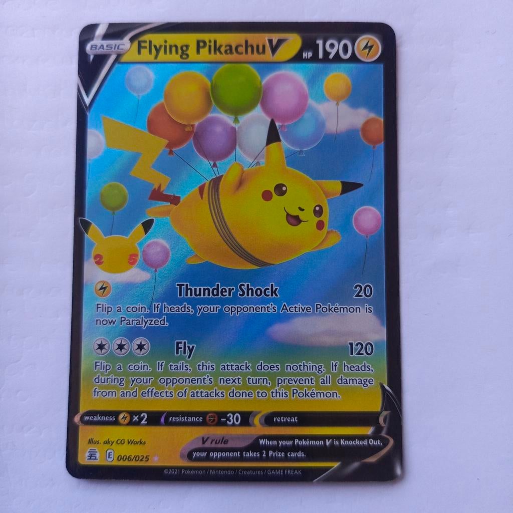 Flying Pikachu V Pokémon kaart (Celebrations), Ophalen of Verzenden, Zo goed als nieuw, Losse kaart, Foil