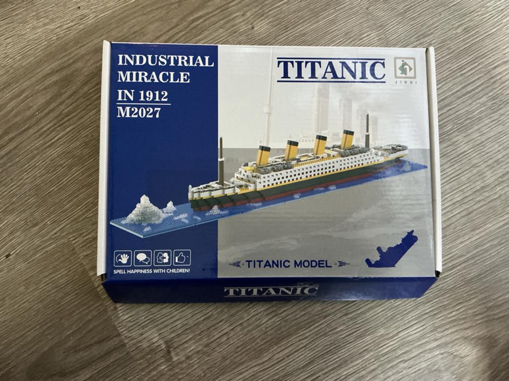 Titanic Model Bouwpakket - Nieuw in Doos, Hobby en Vrije tijd, Modelbouw | Boten en Schepen, Ophalen of Verzenden, Nieuw