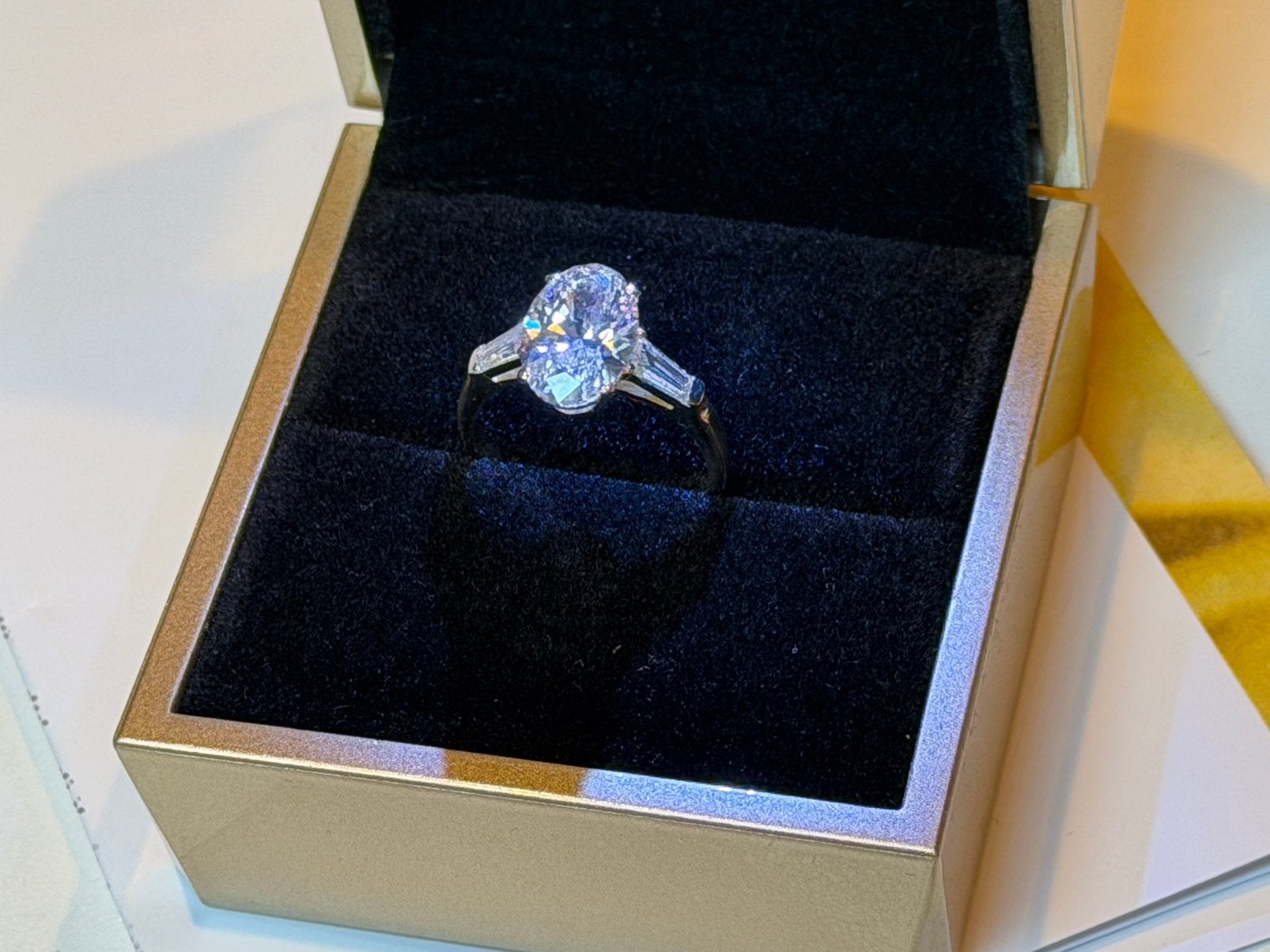 Nieuwe 14K gouden verlovingsring met 4.00ct diamant- 17,25, Nieuw, Ophalen of Verzenden, 17 tot 18, Met edelsteen