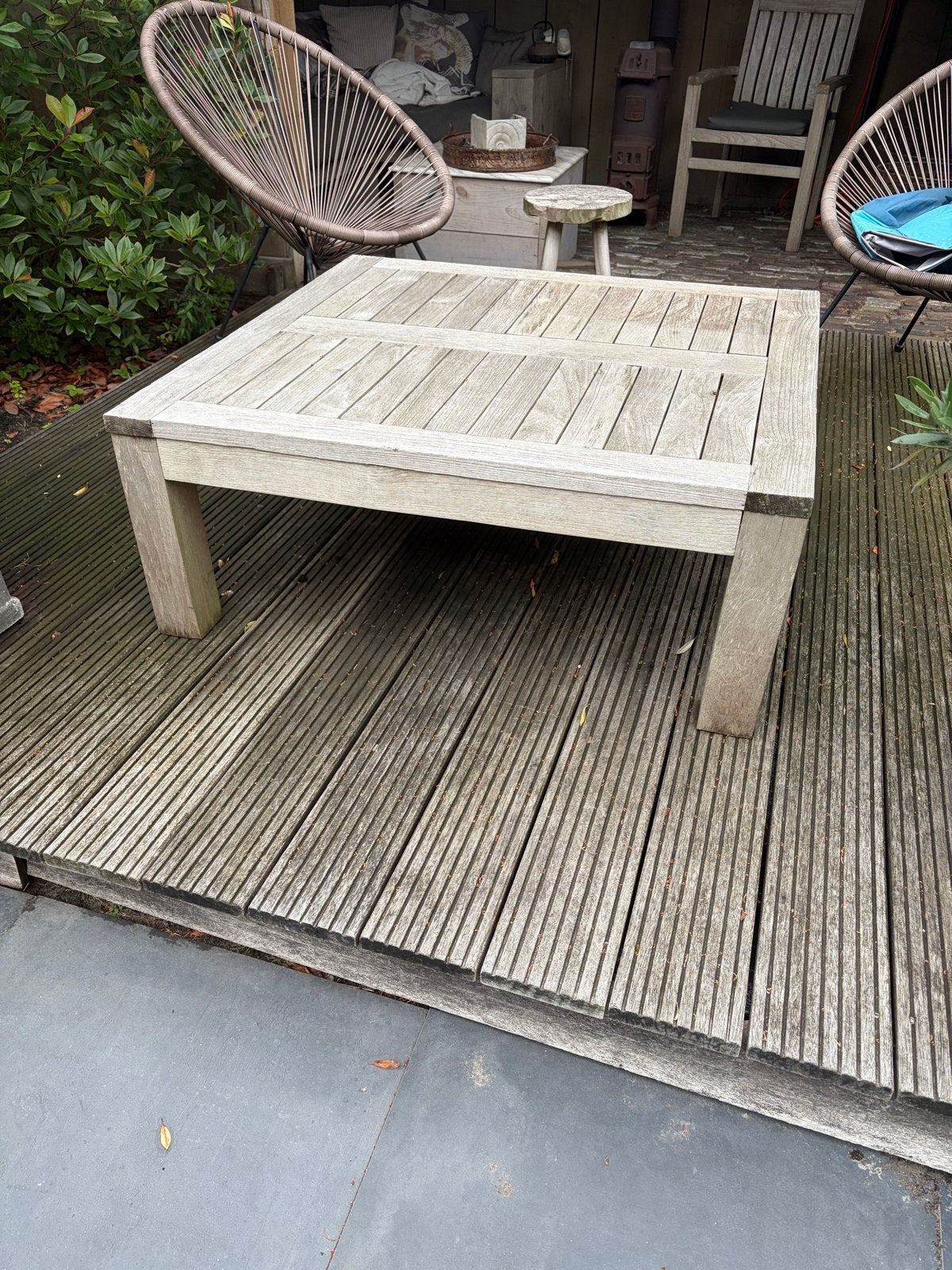 Teak houten salontafel voor in de tuin (100x100x40cm), Ophalen, Gebruikt, Vierkant, Teakhout