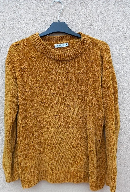 Trui van Salvo Green. Maat M/L, Maat 38/40 (M), Salvo Green, Geel, Ophalen of Verzenden