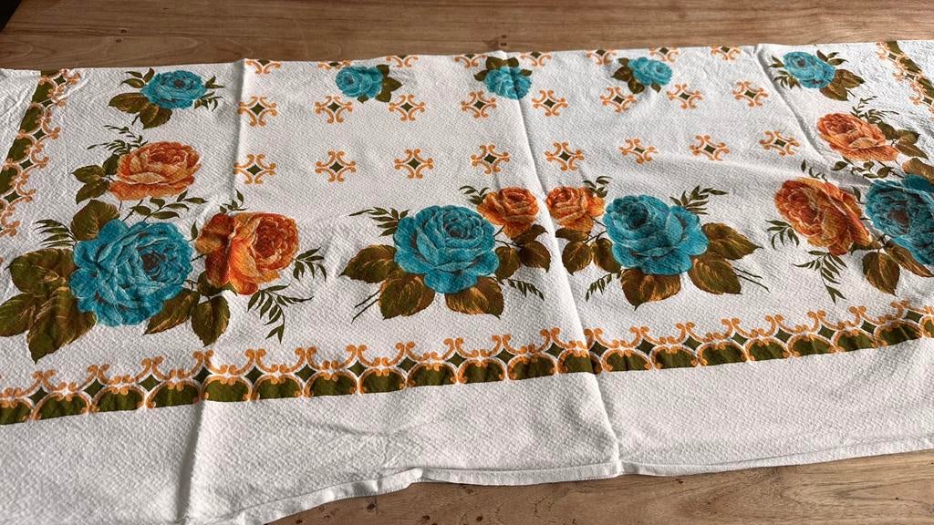 Tafelkleed vintage jaren 70, Huis en Inrichting, Tafelkleden, Ophalen of Verzenden, Zo goed als nieuw, Rechthoek