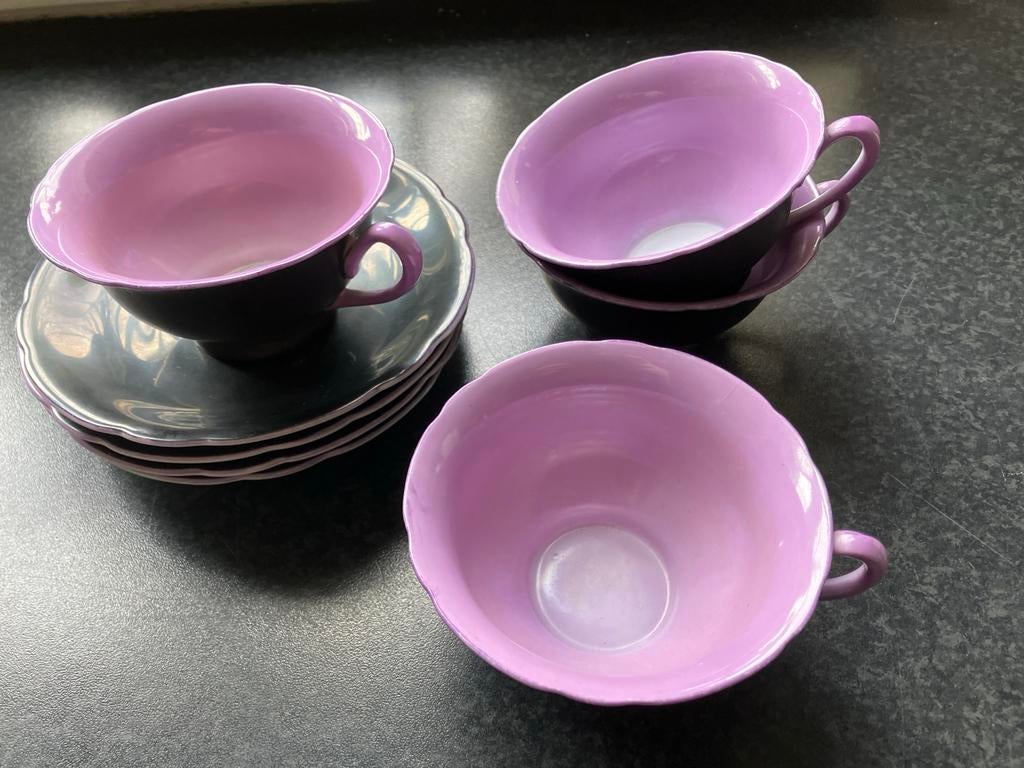Victoria China Kop en Schotel Set - Paars/Zwart, Antiek en Kunst, Ophalen of Verzenden