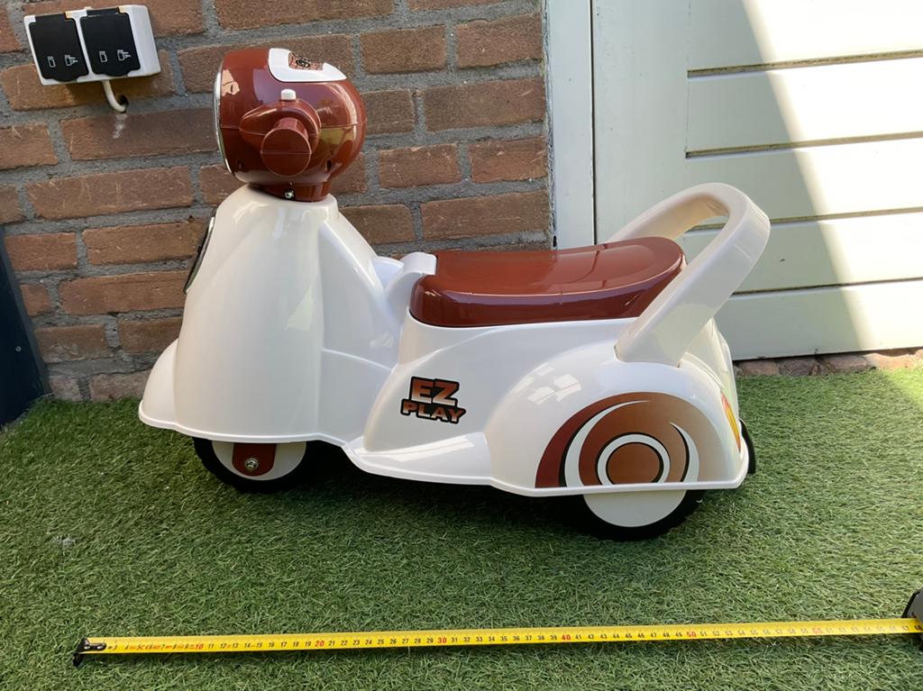 Nieuwe zgan Retro scooter EZ Play&Fun, werkt! ALLEEN OPHALEN, Ophalen, Nieuw, Loopvoertuig