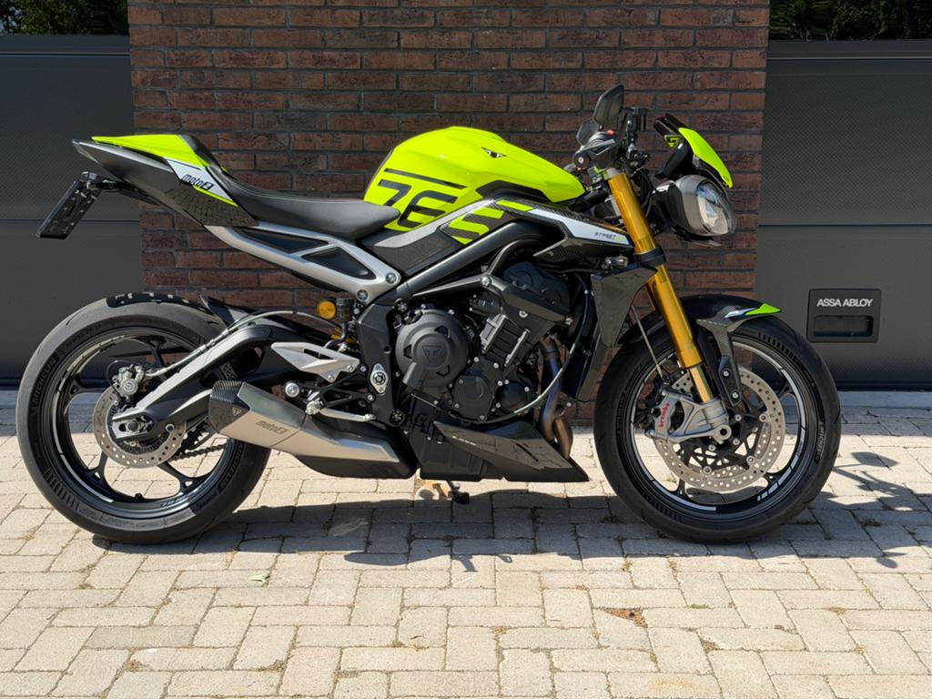 Triumph Street Triple 765 RS Moto2 #473 / 765 met Extras!, Occasion, Bedrijf, 765 cc, Meer dan 35 kW