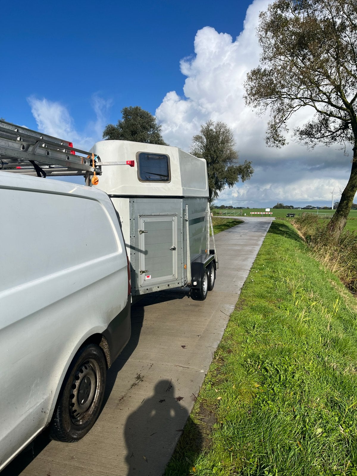 Aluminium paardentrailer 2 paards, Ophalen, Zo goed als nieuw