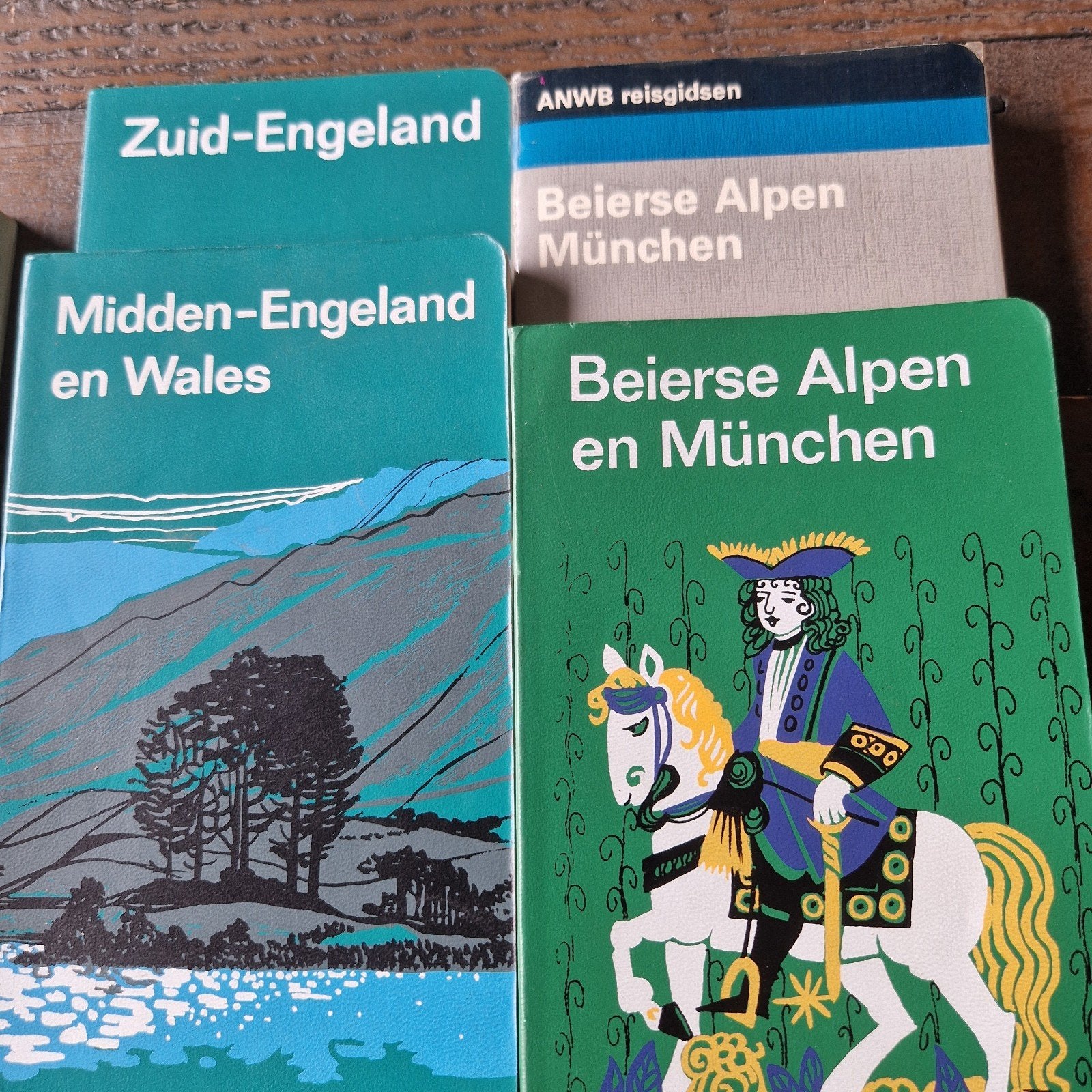 ANWB Reisgidsen Collectie - Europa, Boeken, Reisgidsen, Gelezen, Europa, Ophalen of Verzenden, Reisgids of -boek