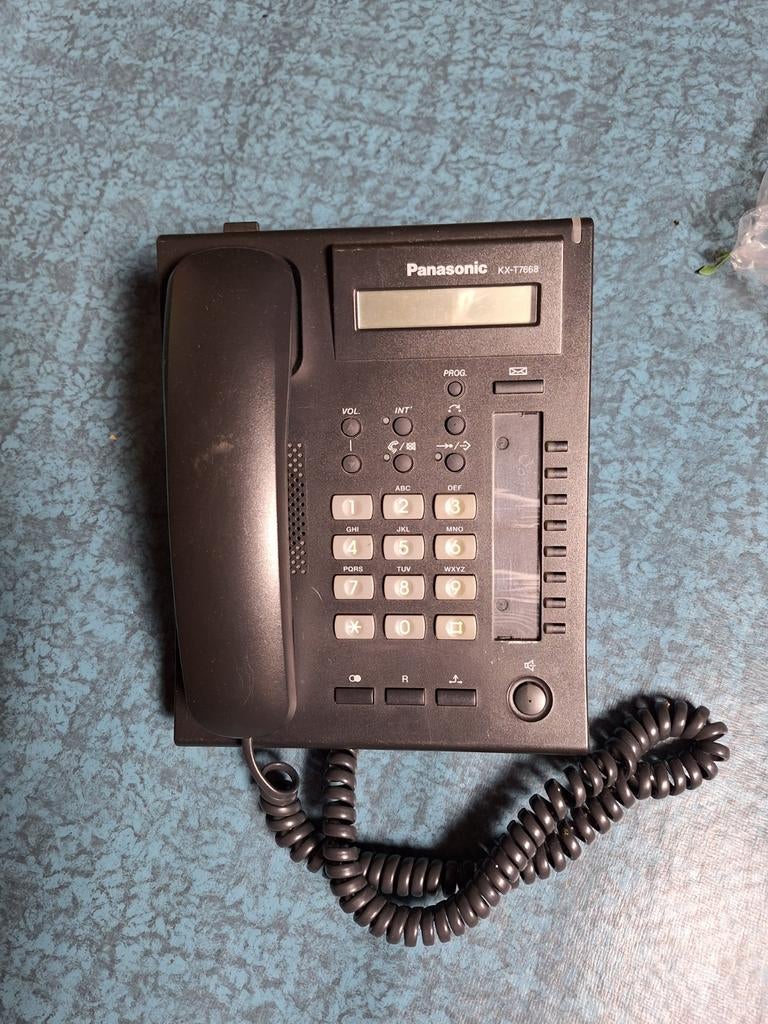 Panasonic KX-T7668SP-B Systeemtelefoon Zwart, Telecommunicatie, Vaste telefoons | Niet Draadloos, Ophalen of Verzenden, Gebruikt