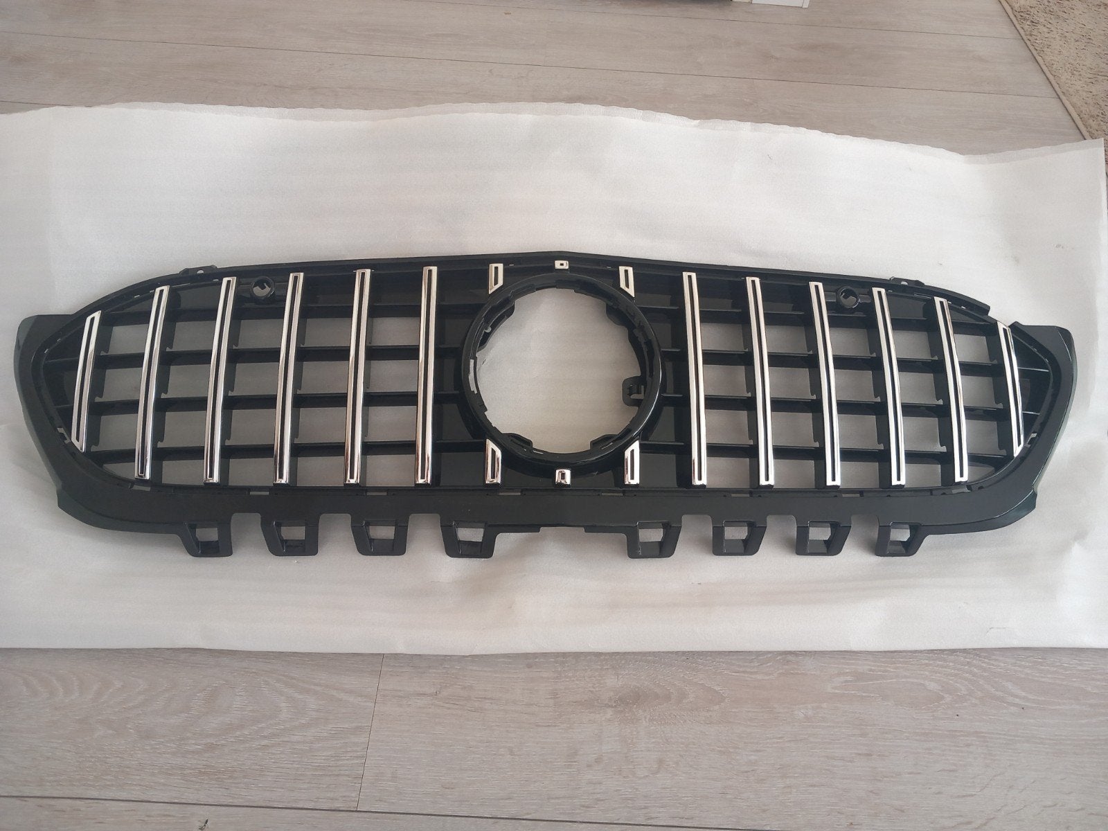 Nieuwe grill voor Mercedes A-klasse, Ophalen, Nieuw, Voor, Bumper