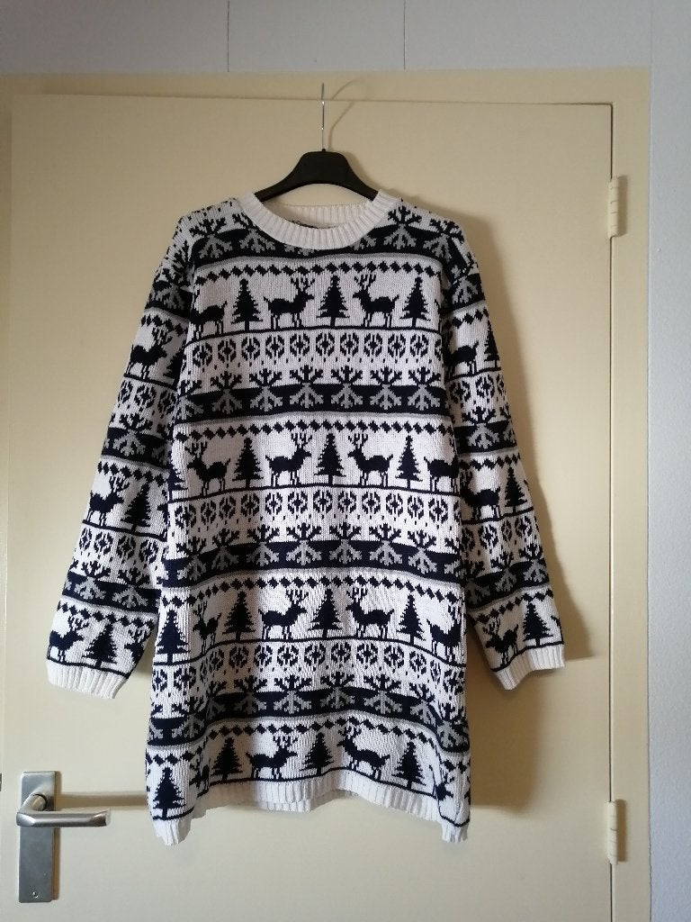 Lange Kersttrui / KerstJurk - Maat 14 / 16 / M, Verzenden, Zo goed als nieuw, Maat 38/40 (M), Blauw