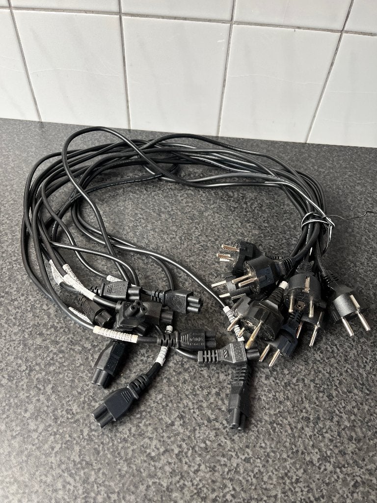 11x Mickey Mouse IEC C5 stroomkabel  , kabel , netsnoer C5, Ophalen of Verzenden, Zo goed als nieuw