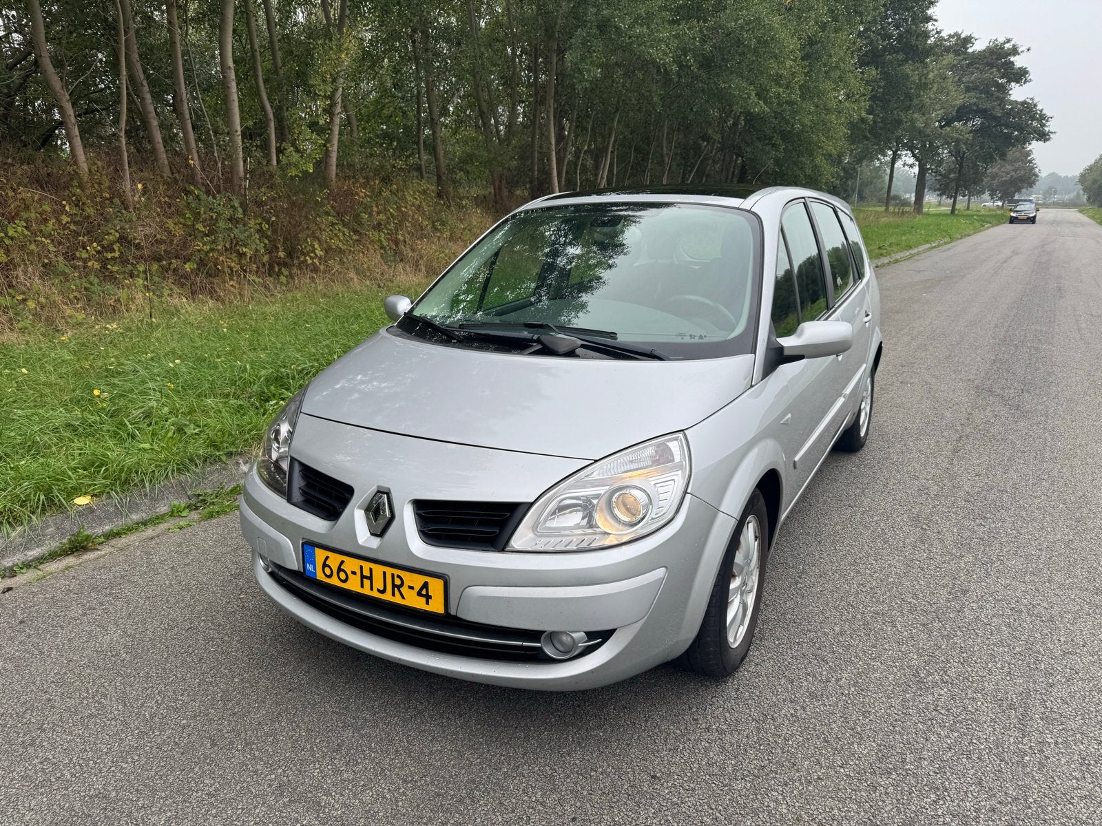 Renault Grand Scenic 2.0 16V 5P 2008 Grijs, Auto's, Voorwielaandrijving, 1998 cc, 4 cilinders, Origineel Nederlands