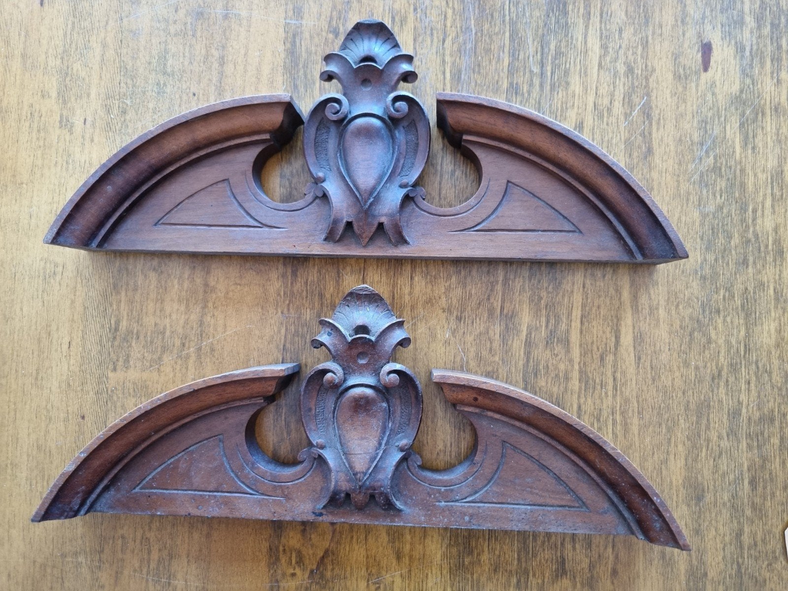 uniek Paar antieke Pediment Fragmenten, Ophalen of Verzenden