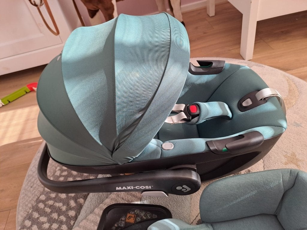 Maxi-Cosi Pebble 360, Autogordel of Isofix, Ophalen of Verzenden, Zo goed als nieuw, 0 t/m 13 kg