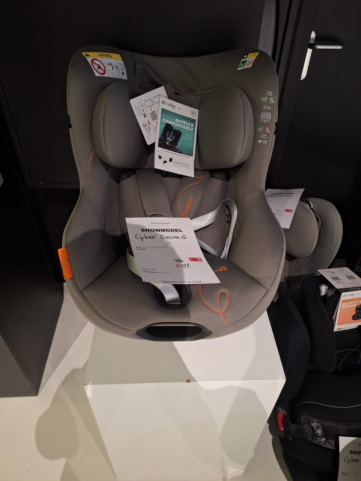 Cybex Sirona G Autostoel - Showmodel Lava Grey/Mid Grey, Ophalen, Zo goed als nieuw, Overige merken, Isofix