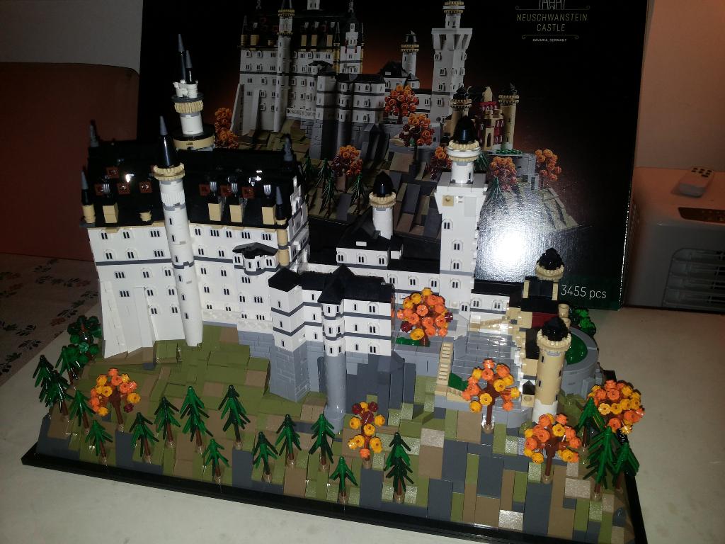 Lego Neuschwanstein Castle no 21063, Lego, Compleet, Architecture, Ophalen of Verzenden