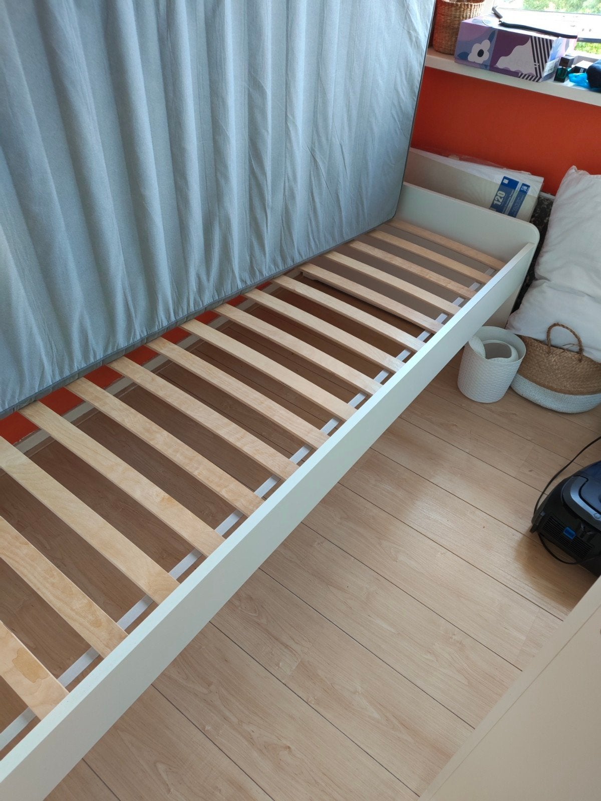 Ikea Släkt bed met lattenbodem - lichte beschadiging, Gebruikt, 90 cm, Eenpersoons, Wit