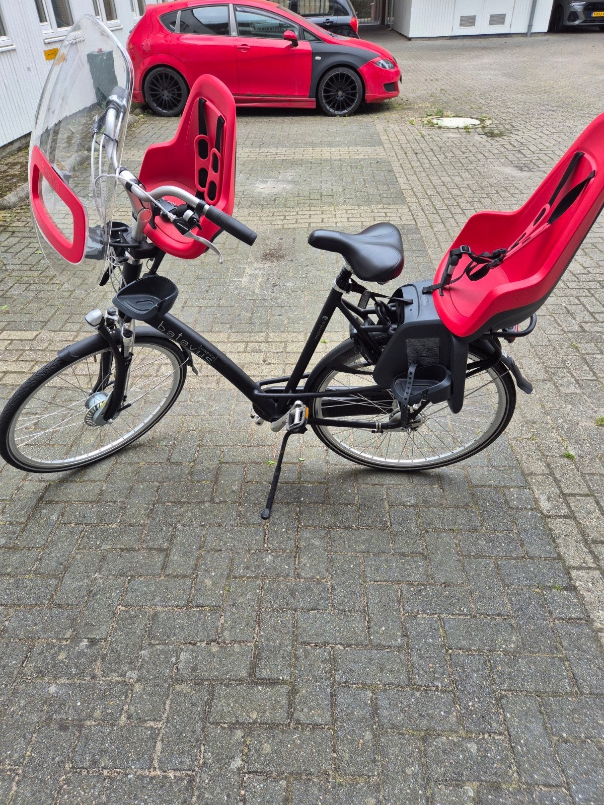 Batavus fiets met Bobike voor- en achterzitje Framemaat 57, Achterzitje, 9 t/m 18 kg, Ophalen of Verzenden, Bobike