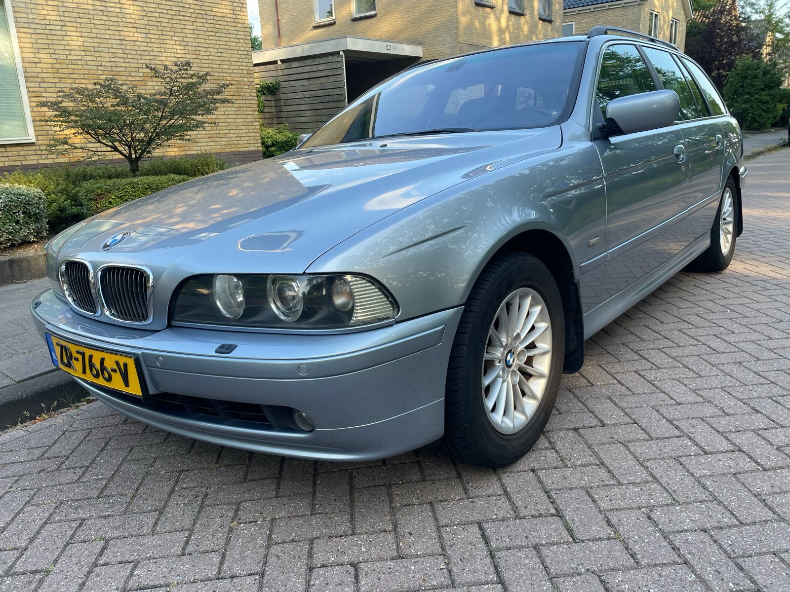 BMW E39 5-Serie 2.5 I 525 Touring AUT 2002 Blauwmetallic FO!, Automaat, Achterwielaandrijving, 1610 kg, Blauw