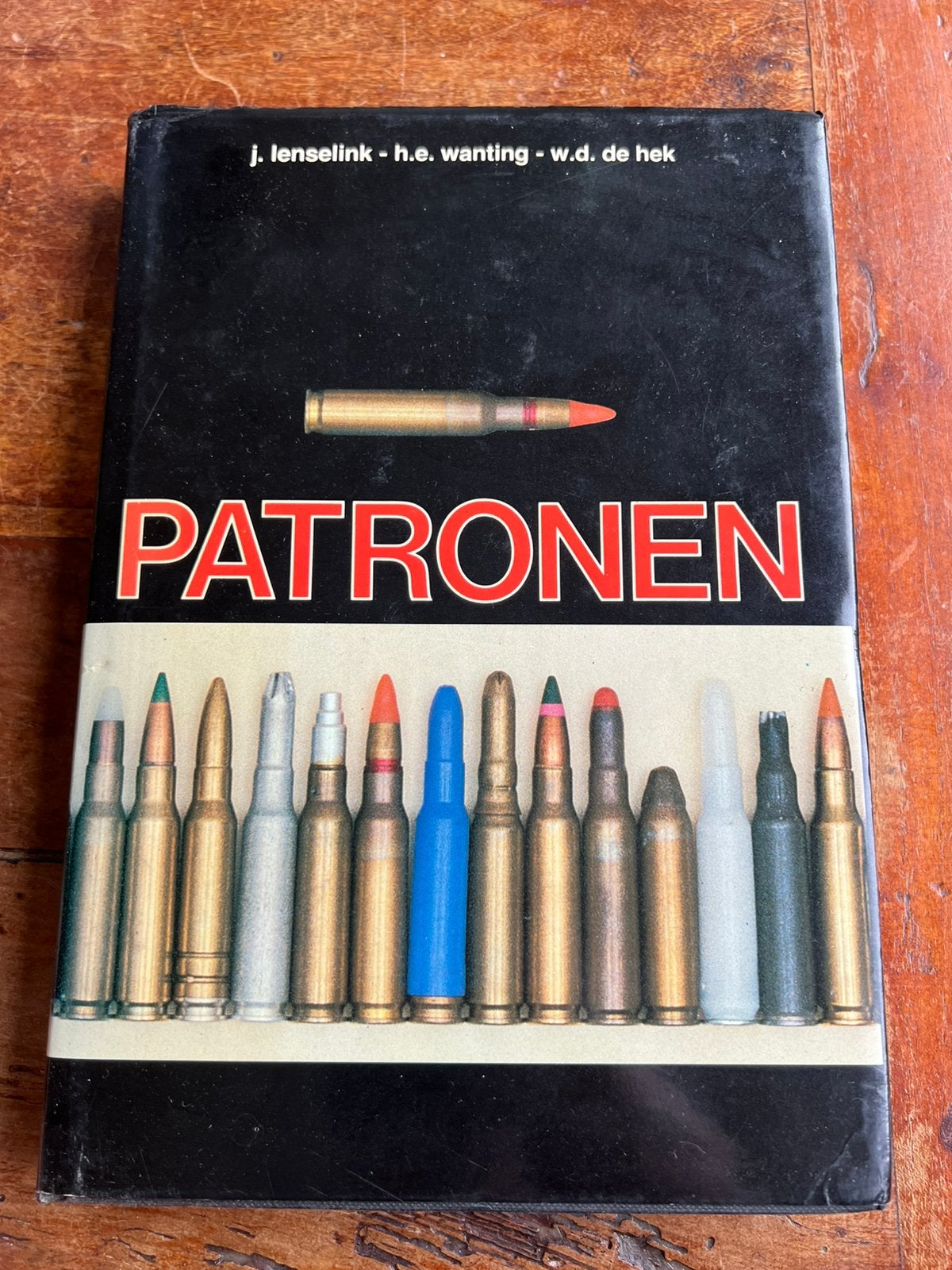 Zeldzaam boek Patronen Lenselink Munitie etc, Verzamelen, Verzenden, Nederland, Boek of Tijdschrift