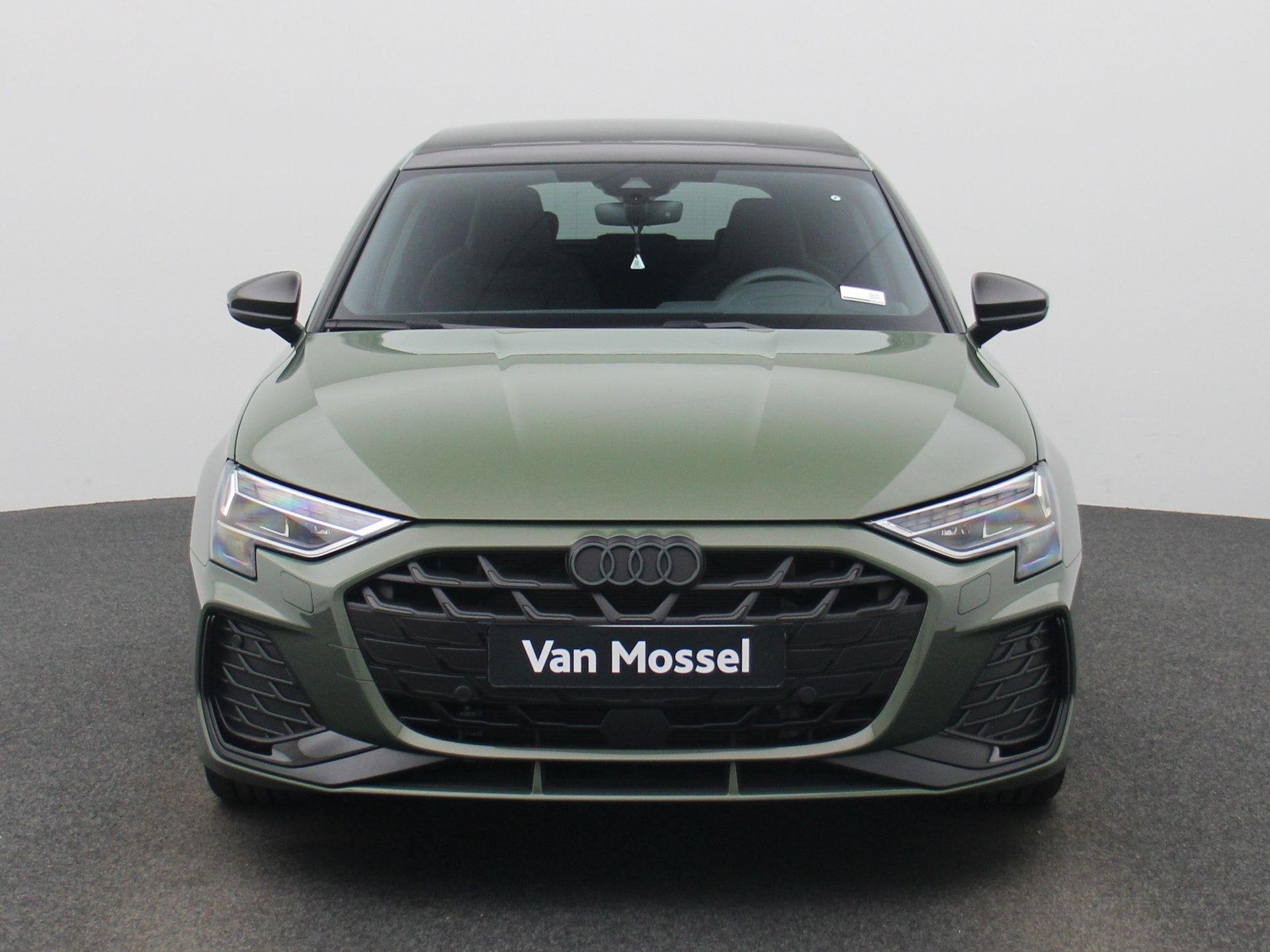 Audi A3 Sportback 45 TFSI e S edition Competition l Adaptive, 12 maanden, 4 cilinders, 26 kWh, Hybride Elektrisch/Benzine