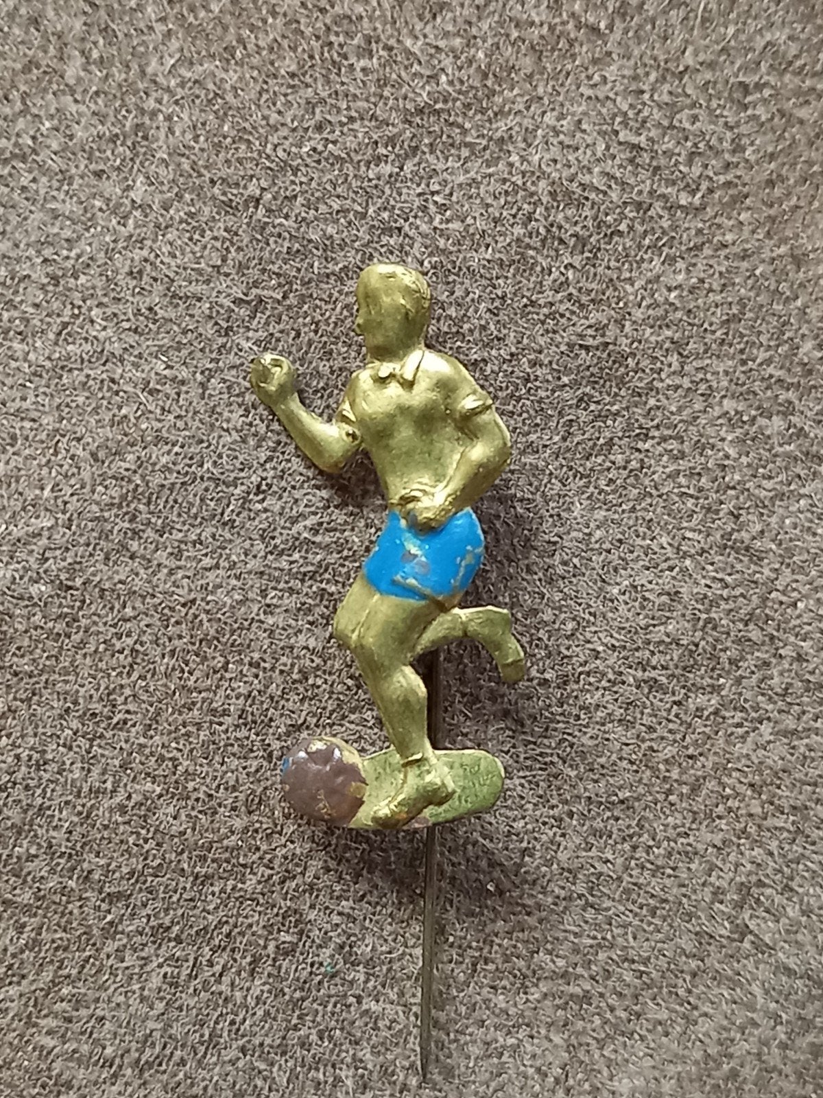 Speldje voetballer, Ophalen of Verzenden, Gebruikt