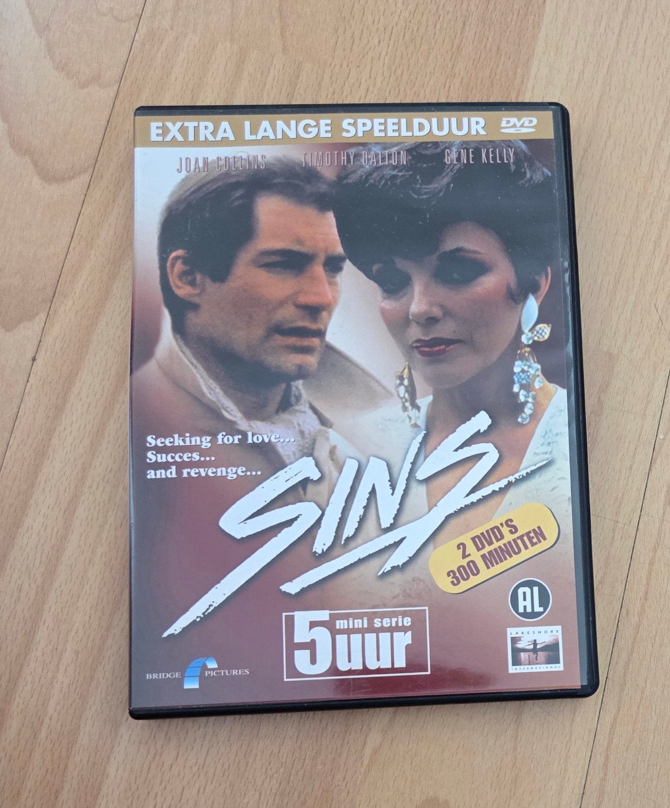 Sins (Joan Collins & Timothy Dalton), Vanaf 16 jaar, Ophalen of Verzenden, Zo goed als nieuw