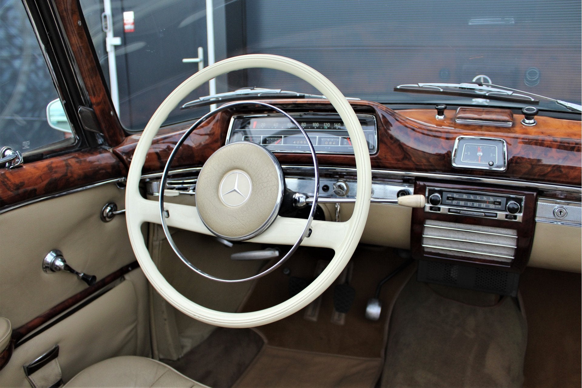 Mercedes-Benz S-Klasse 220SE W128 Ponton Cabriolet, foto 9