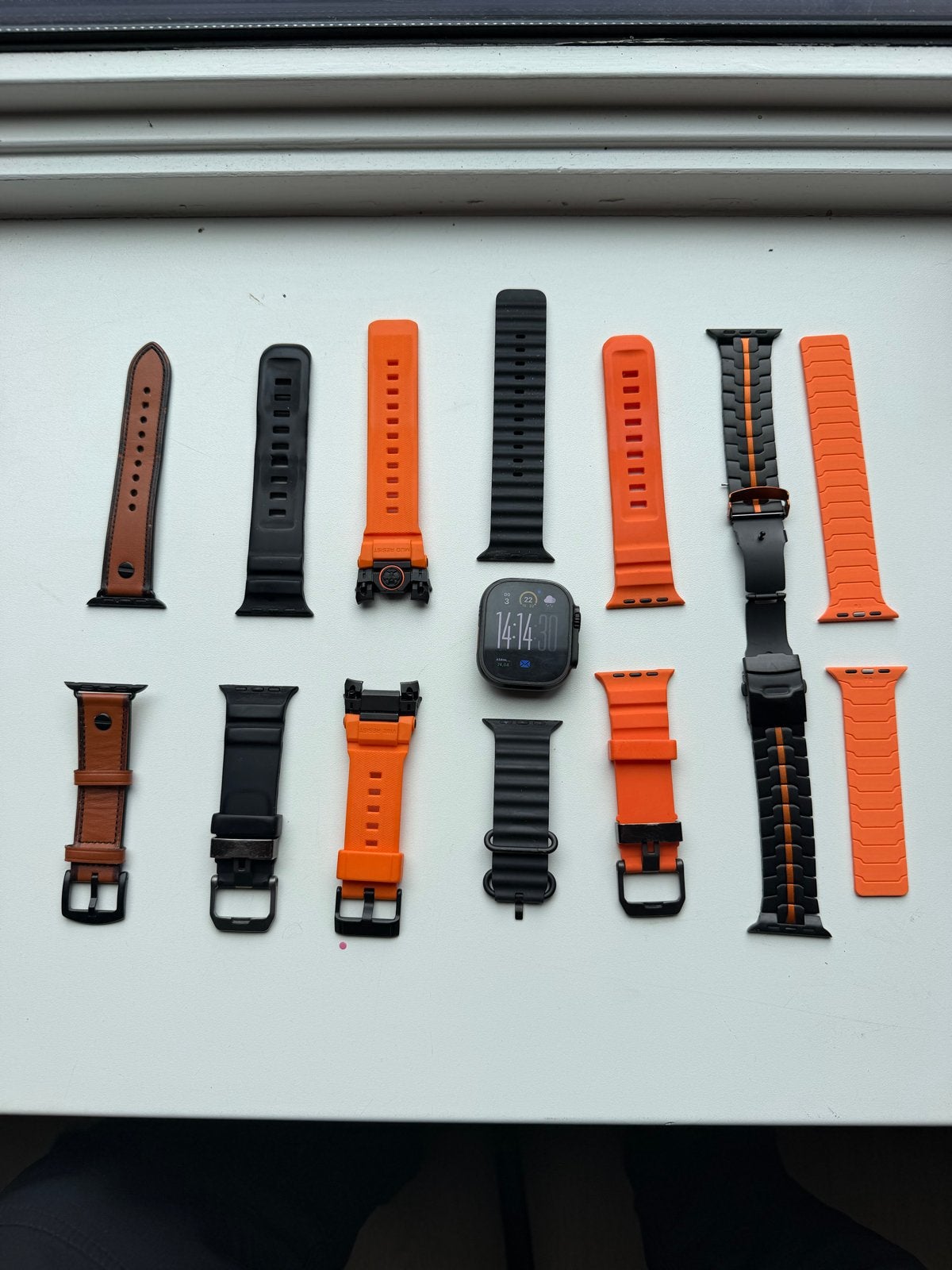 Apple Watch Ultra 2 met diverse bandjes, Hartslag, Zwart, IOS, Ophalen of Verzenden