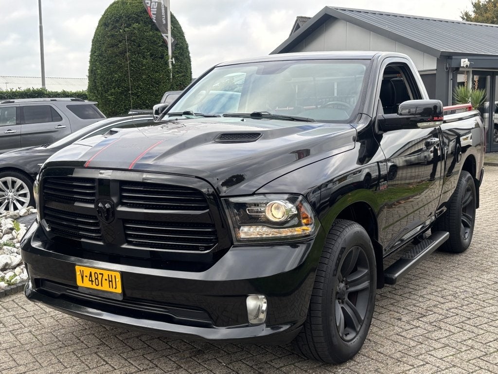 Dodge Ram 1500 5.7 V8 4X4 Singel Cab 2017 Enkel Cabine LPG Z, Auto's, Automaat, Gebruikt, 5654 cc, Zwart