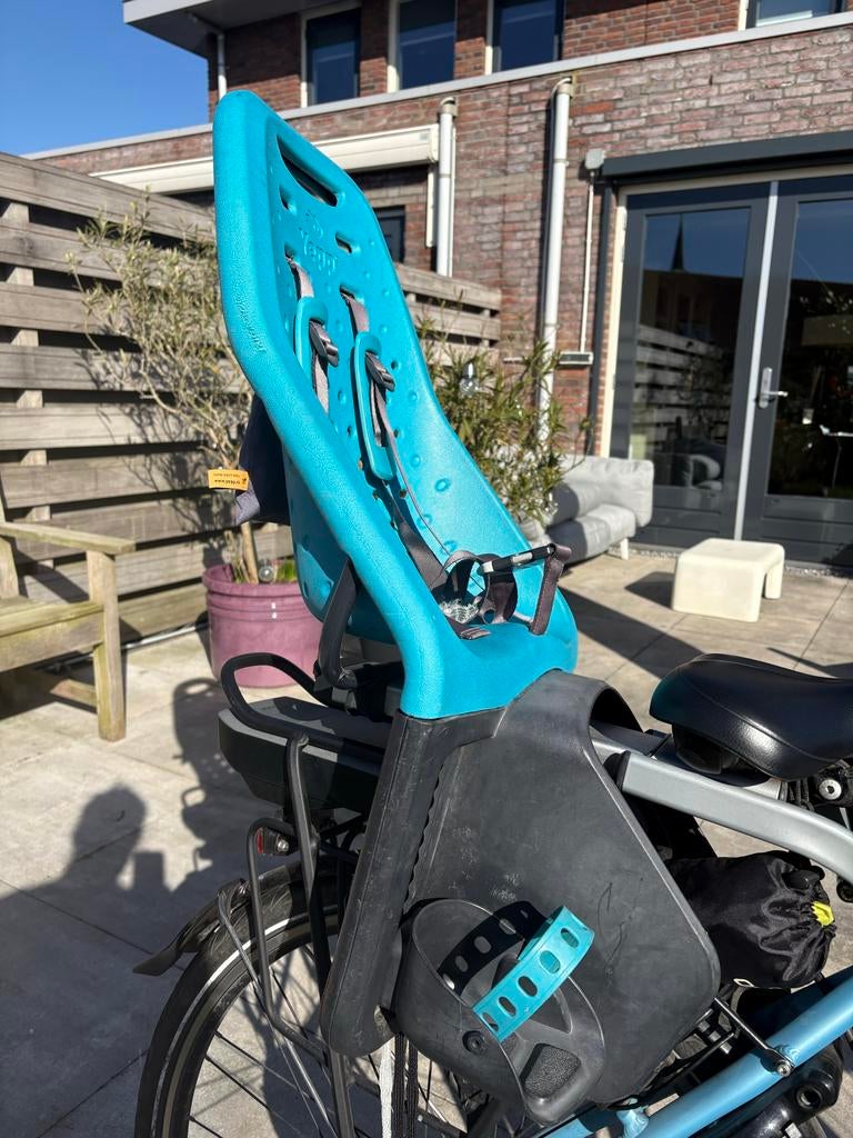 Yepp Maxi kinderzitje met zadelbuisbevestiging, Fietsen en Brommers, Fietsaccessoires | Fietsstoeltjes, Achterzitje, Ophalen, 15 t/m 25 kg