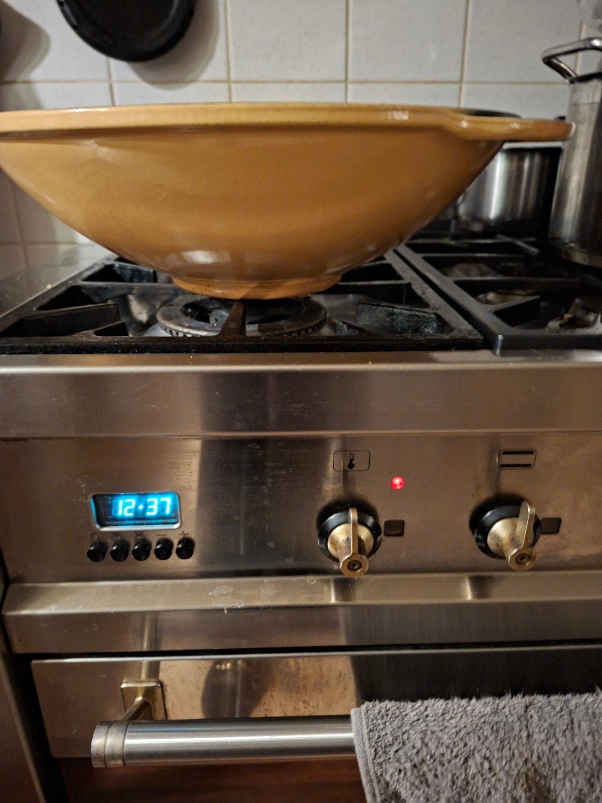 Gietijzeren Wokpan - Le Creuset - Zo goed als nieuw, Huis en Inrichting, Ophalen of Verzenden, Nieuw, Gietijzer